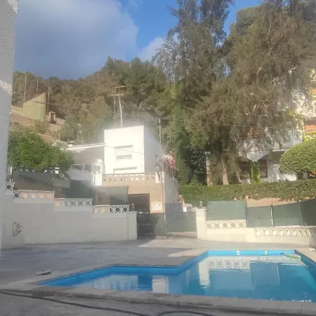 House & Pool Holiday home *