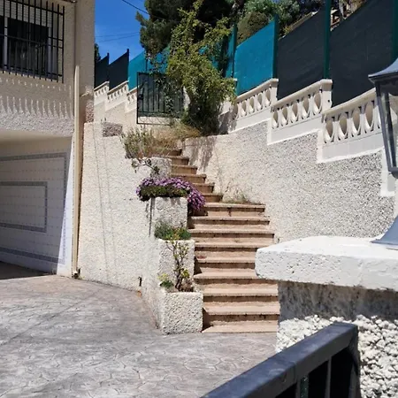 House & Pool * Náquera